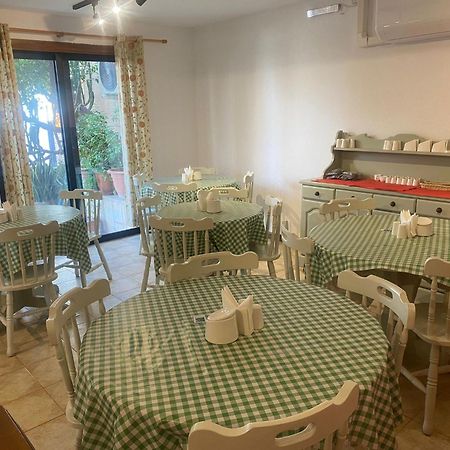 Green Grove Guest House Saint Julian's Bagian luar foto