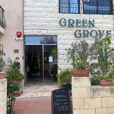 Green Grove Guest House Saint Julian's Bagian luar foto