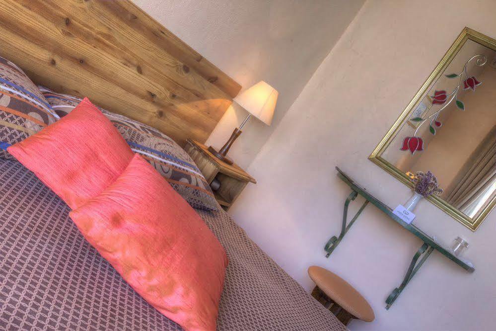 Green Grove Guest House Saint Julian's Bagian luar foto